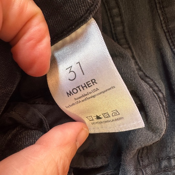 Mother - The Runaway Step Fray Not Guilty Jeans - Size 31 - Picture 4 of 5